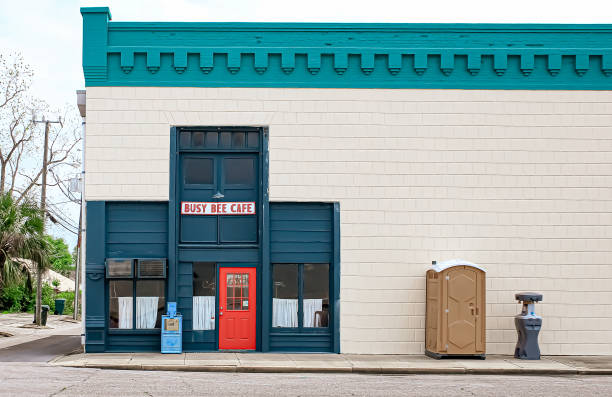 Best Affordable porta potty rental  in Oak Creek, WI
